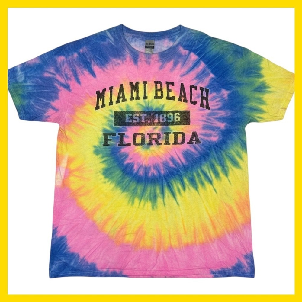 Gildan Miami Beach Florida Tie Dye Graphic T-Shirt Mens Medium Pink Yellow Blue